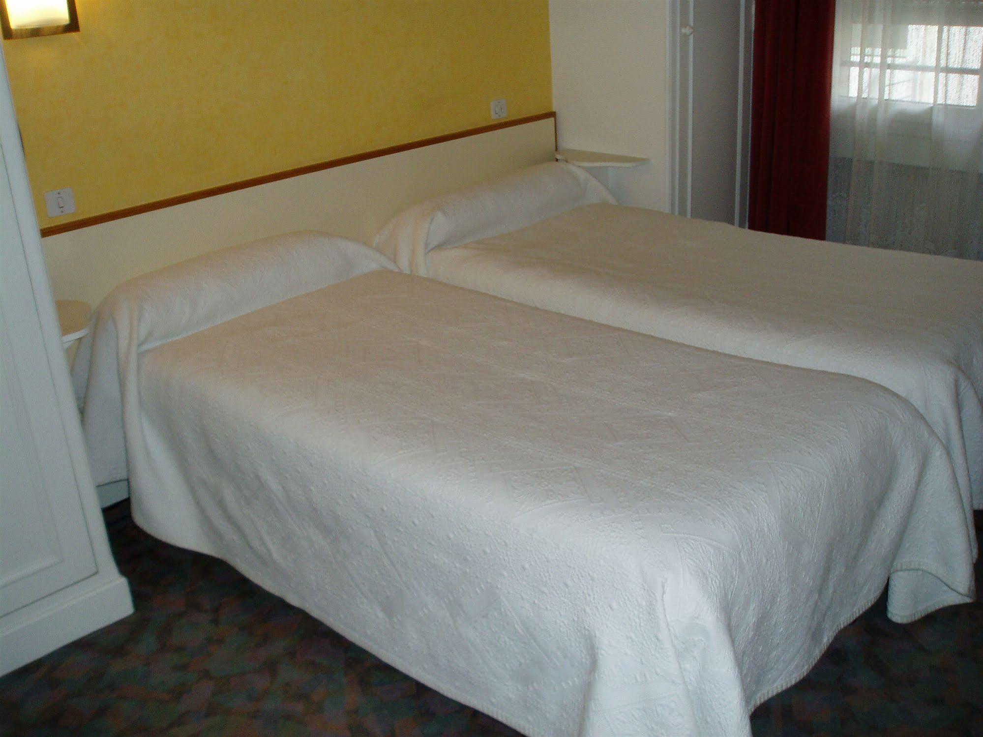 La Poste Hotel Vitry-le-François Kültér fotó